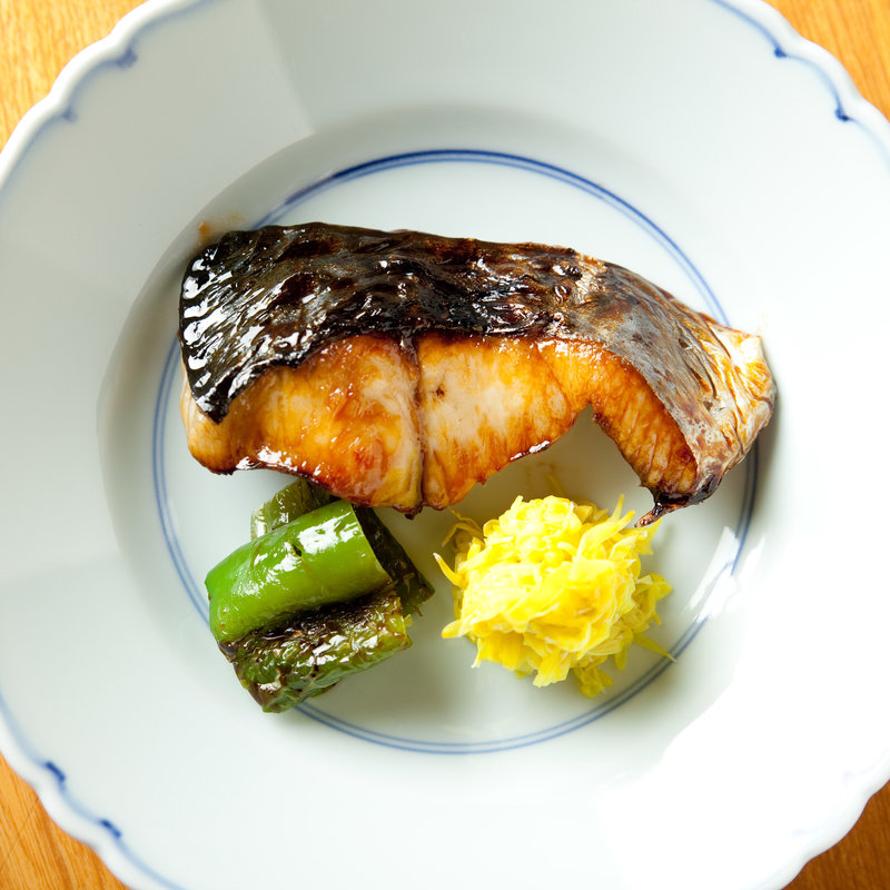 サバの照り焼き(日本料理菱沼)