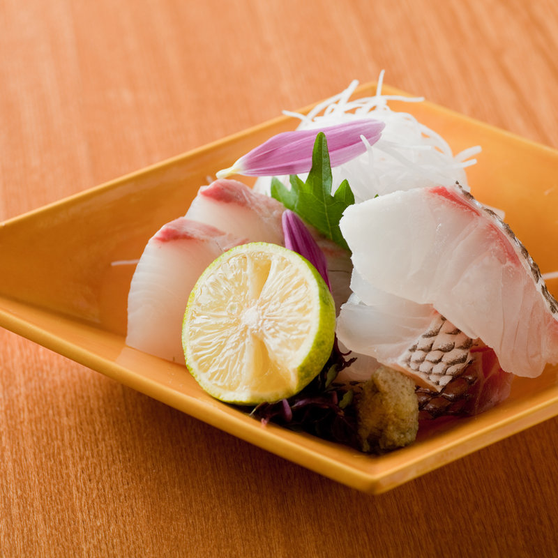 鮮魚の盛り合わせ(日本料理菱沼)