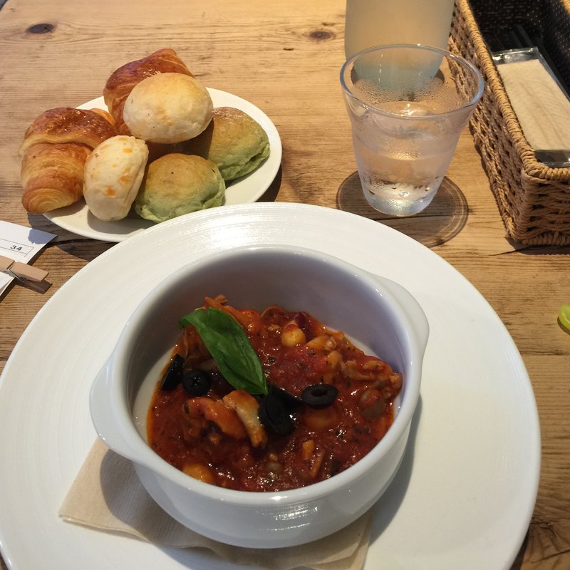 チキンのトマトバジルソース煮(SILKREAM)