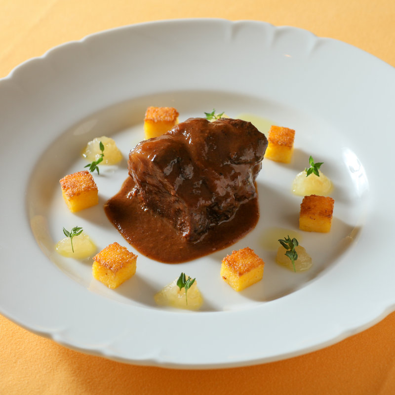 和牛の赤ワイン煮込み(リストランテ オステリア)