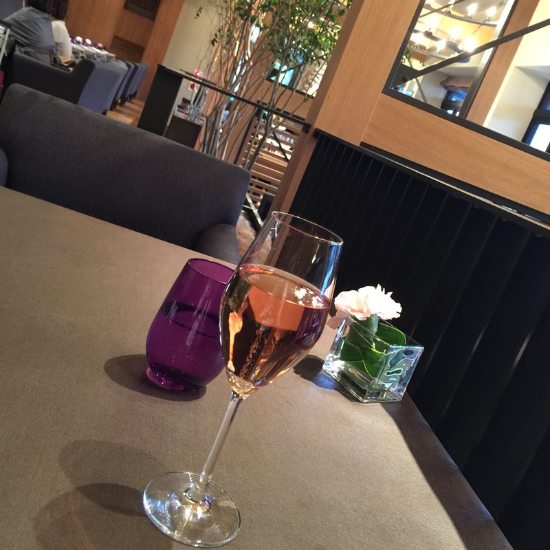 (スミレオオサカ （sumile OSAKA）)