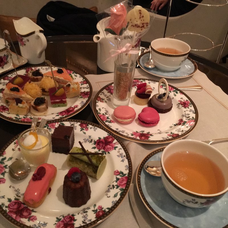 THE LADUREE AFTERNOON TEA BY LANGHAM(Palm Court at Langham Hotel)