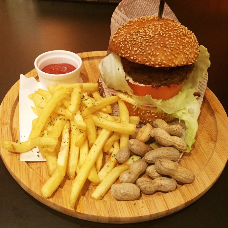 KANOYAバーガー(カノヤバル 福岡パルコ店 )