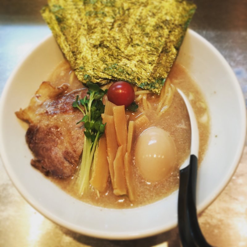 しおらぁ(麺 やまらぁ)