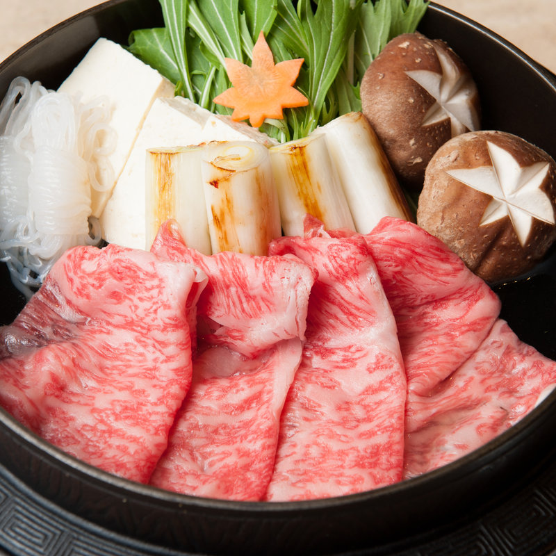 和牛のすき焼き(雅山 GAZAN GARDEN)