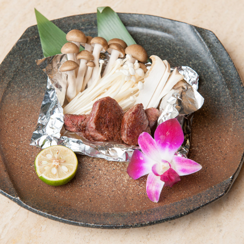 和牛とキノコのホイル焼き(雅山 GAZAN GARDEN)