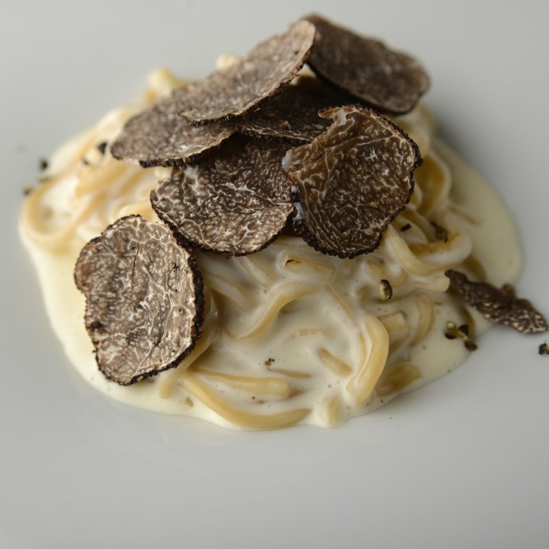 トリュフのクリームパスタ(不風流)