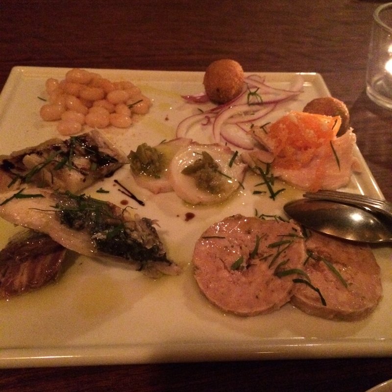 ギアラとトリッパの煮込み ランプレドット(クオーレ・フォルテ)