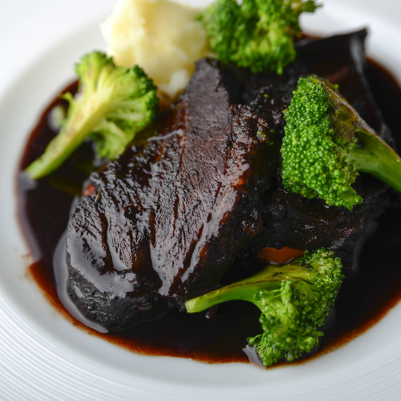 和牛の赤ワイン煮込み(オーボンコワン)