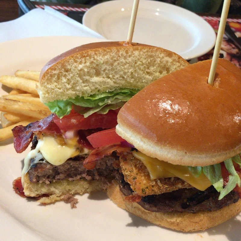 ハンバーガー(T.G.I FRIDAYS 渋谷神南店 （ティージーアイ フライデーズ）)