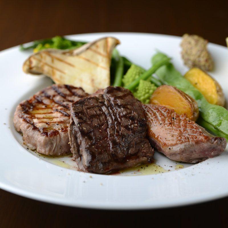 本日の肉料理(SAKASE2010)