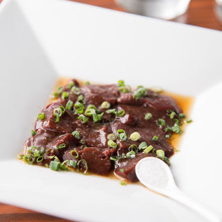 レバ刺し Ramu Tokyo ラム トウキョウ の口コミ一覧 おいしい一皿が集まるグルメコミュニティサービス Sarah