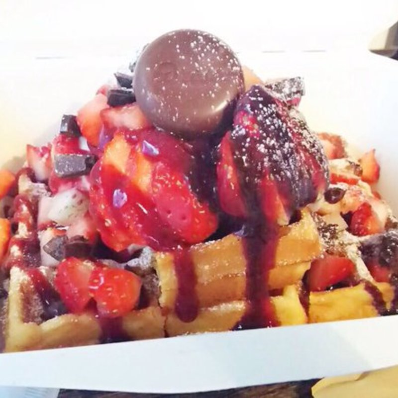 ストロベリーチョコワッフル(スピガ 京王八王子店 （SPIGA）)