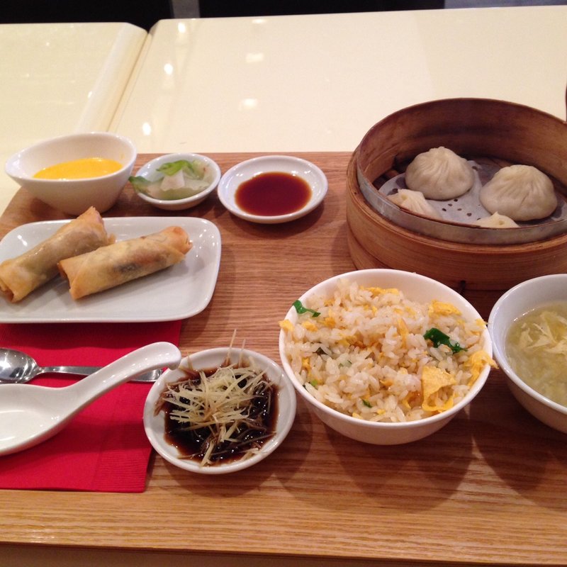 小籠包セット(四川菜　龍滕 )