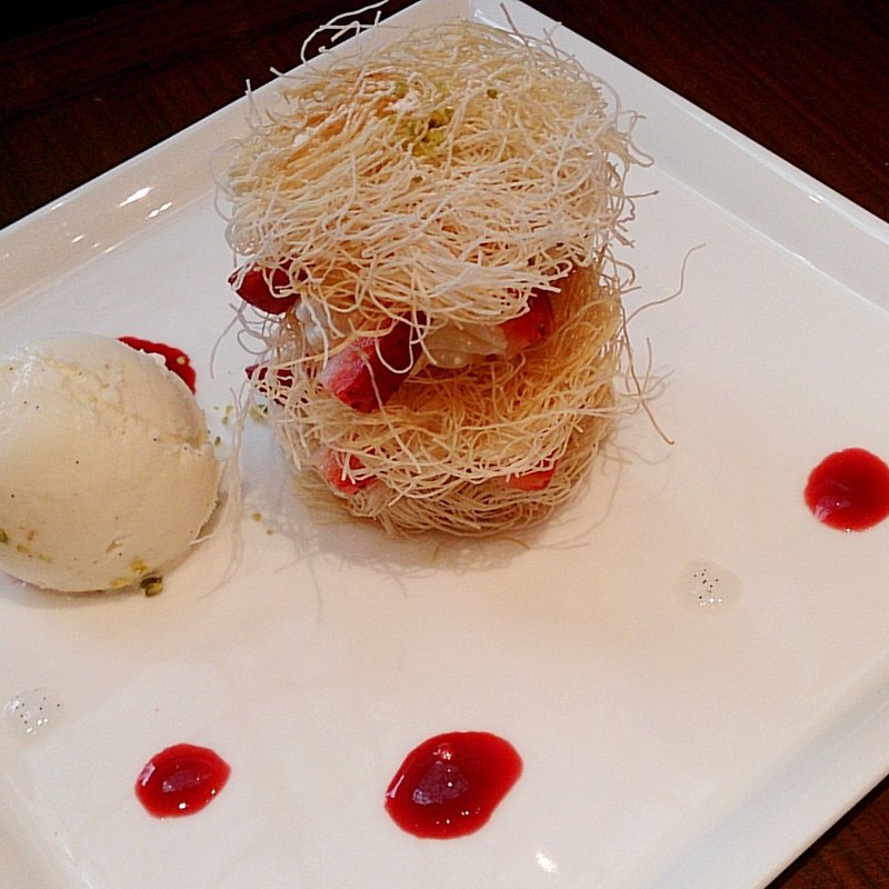 ロブションのミルフィーユ(ラ ブティック ドゥ ジョエル・ロブション 丸の内店 )