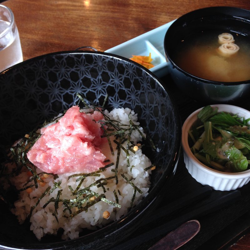 (新宿御苑 ろまん亭)