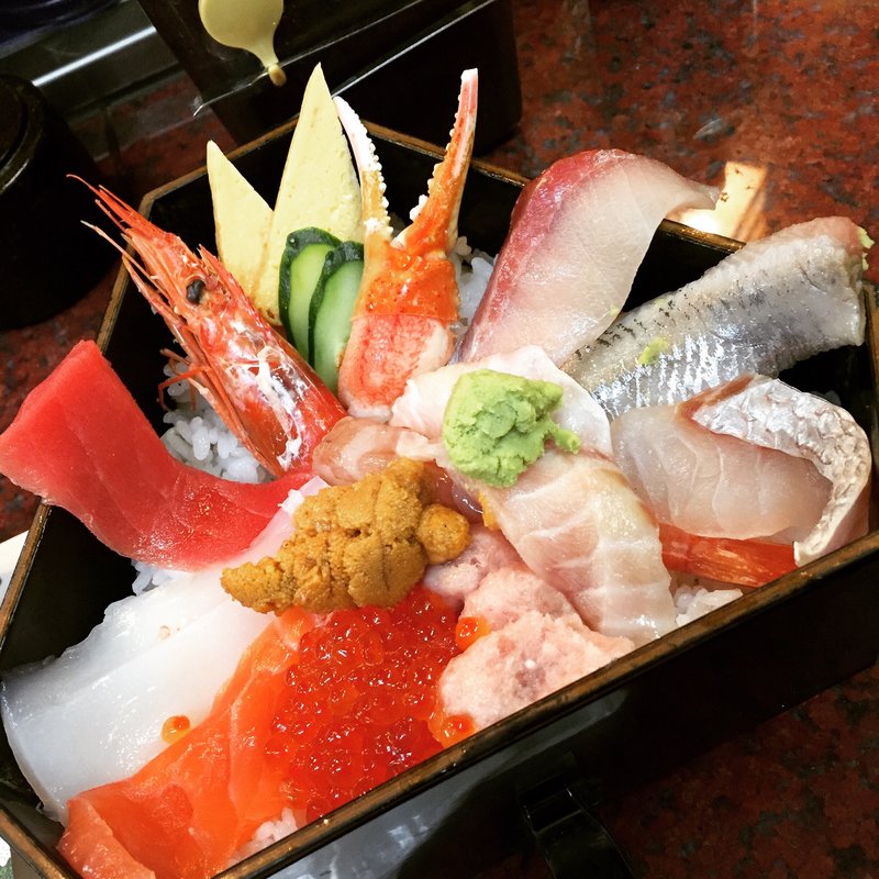 ぜいたく丼(近江町市場寿し 支店 )