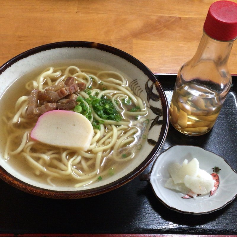 八重山そば(デンサー食堂 （でんさーしょくどう）)