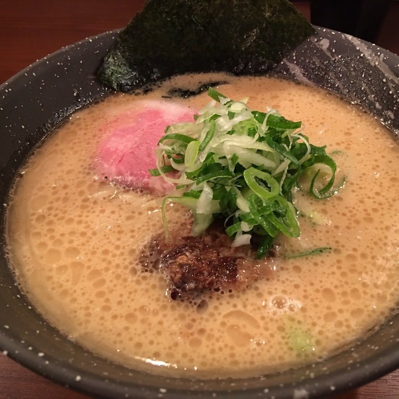 豚鳥節ラーメン(らーめん 会（KAI）元町店)