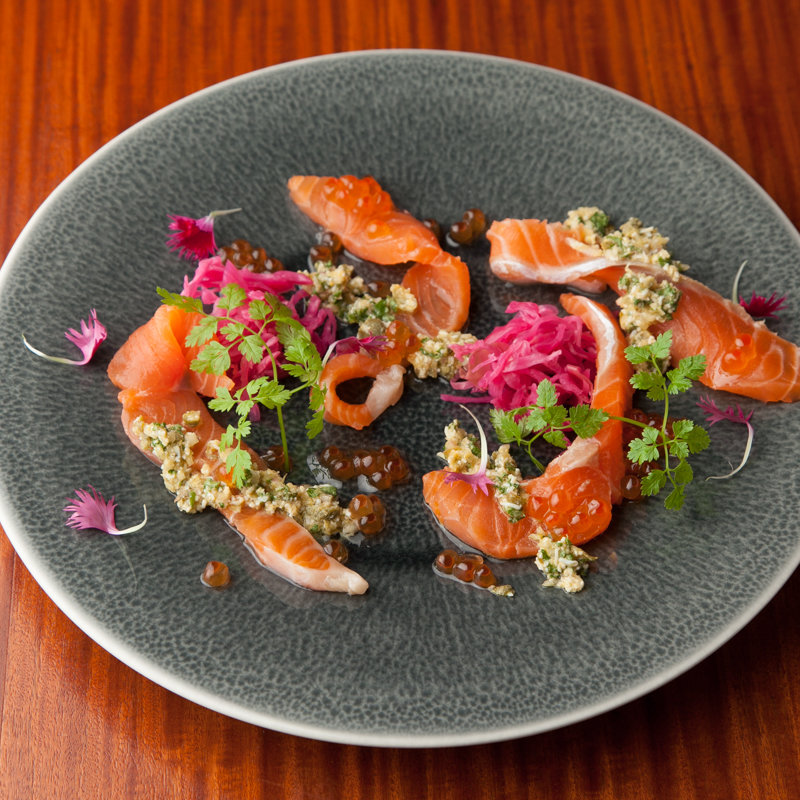 サーモンのカルパッチョ(RRR　bistro  （トリプルアール　ビストロ）)