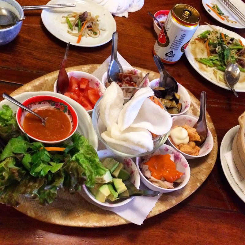 レタス包み(亜細亜食堂狛江サイゴン)