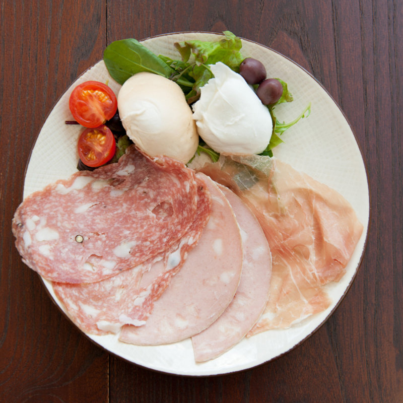 ハムの盛り合わせ(オービカ モッツァレラバー 東京ミッドタウン店)