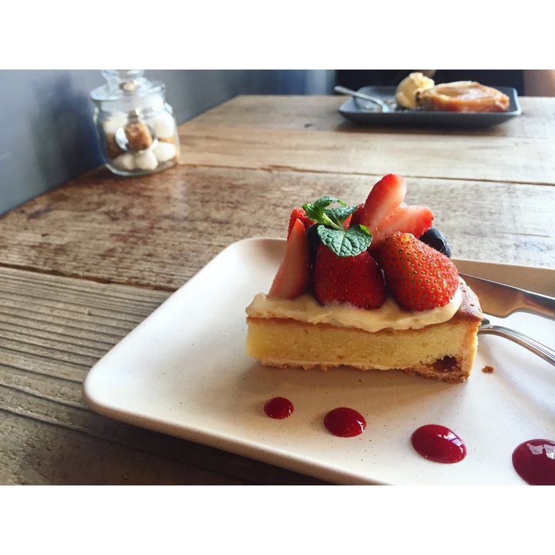 いちごタルト(トリトンカフェ)