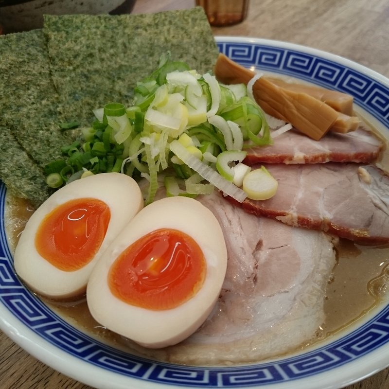 特製ラーメン （ 中盛 ）(山勝軒)