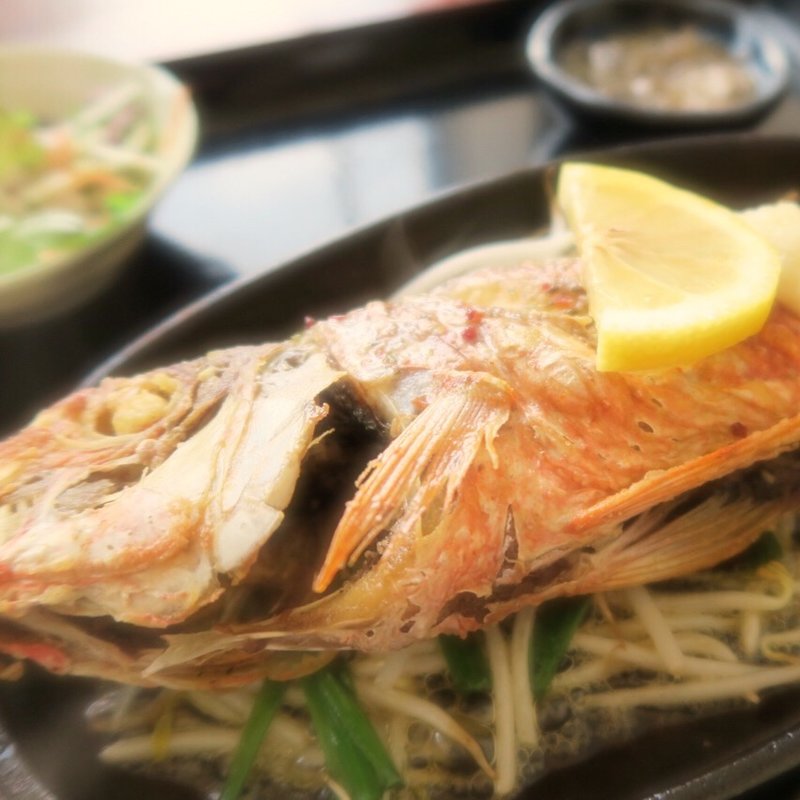 近海魚のバター焼き定食(海邦丸 )