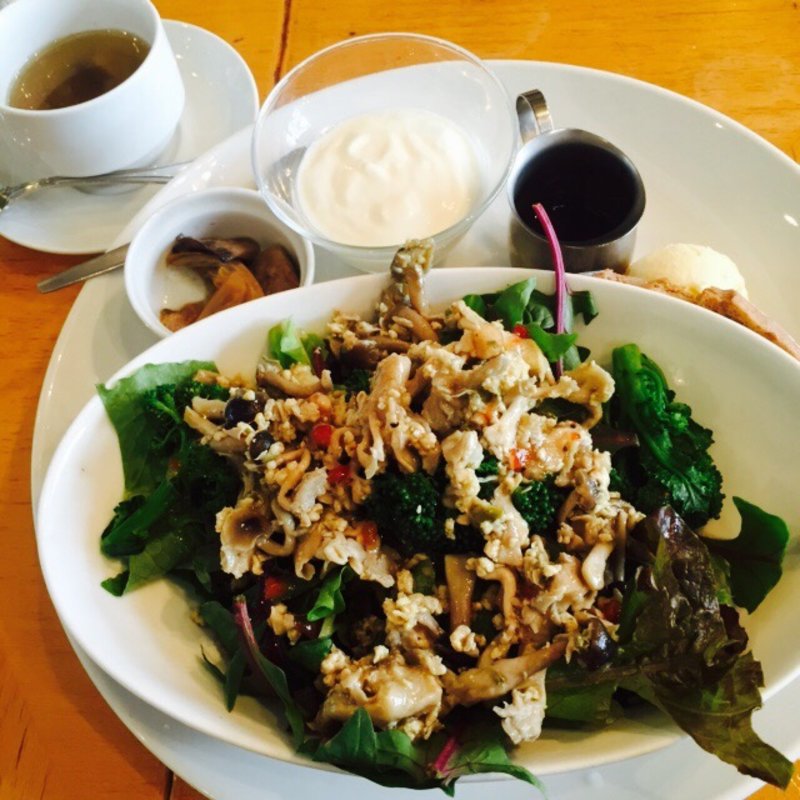 本日のサラダプレート(エコファームカフェ632原宿)