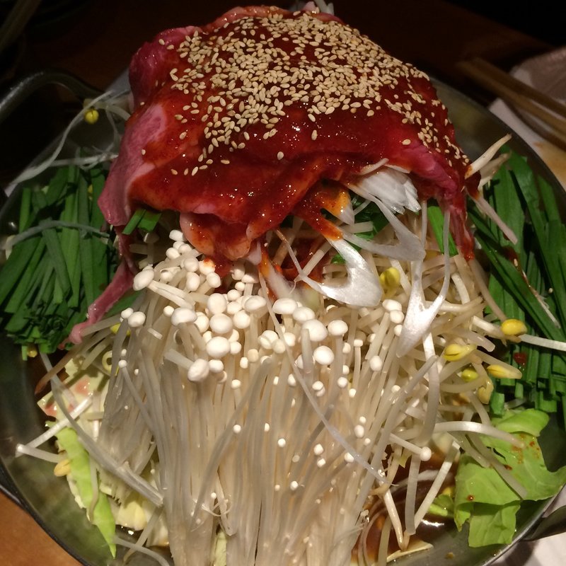 肉もつ鍋(美醤 （ビショウ）)