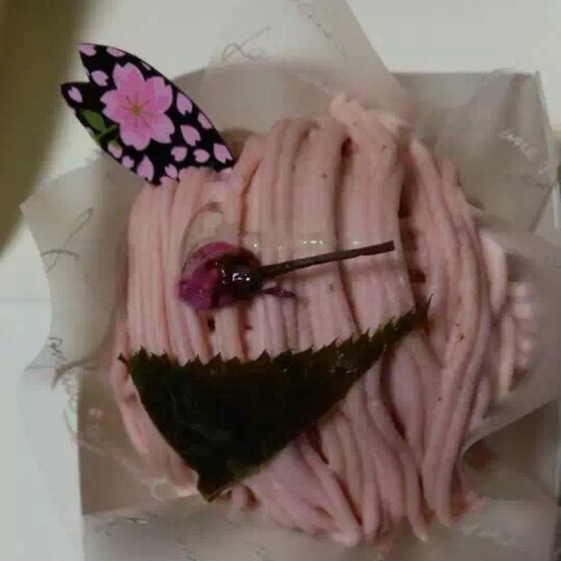 桜のモンブラン(Quatre-Quarts 分倍河原店 （キャトルキャール）)