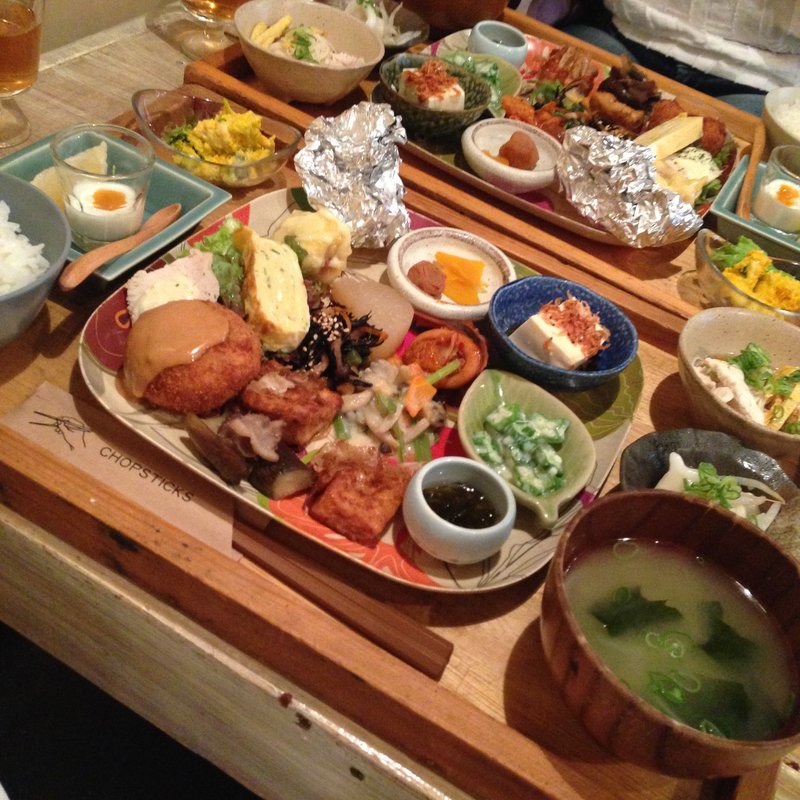 週替わり17品目詰め込みランチ(花茶茶花 （cachacacha）)