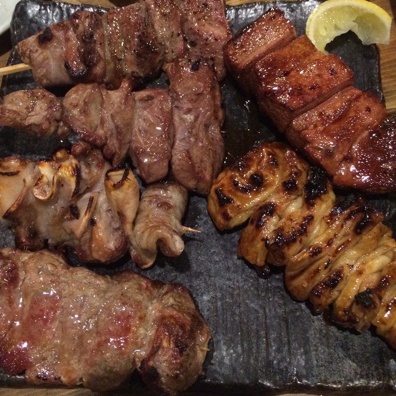 盛り合わせ（6本）(やきとん木々家 池袋西口本店)