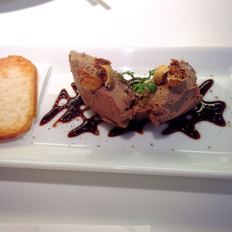 豚レバームース(ＧＵＭＢＯ＆ＯＹＳＴＥＲＢＡＲ東京駅八重洲地下街店)