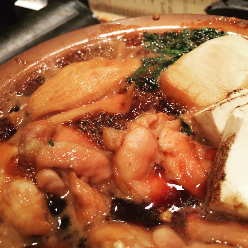 鶏すき（鶏スープサラダ小鉢生たまごお新香デザート付）(乃木坂 鳥幸 )