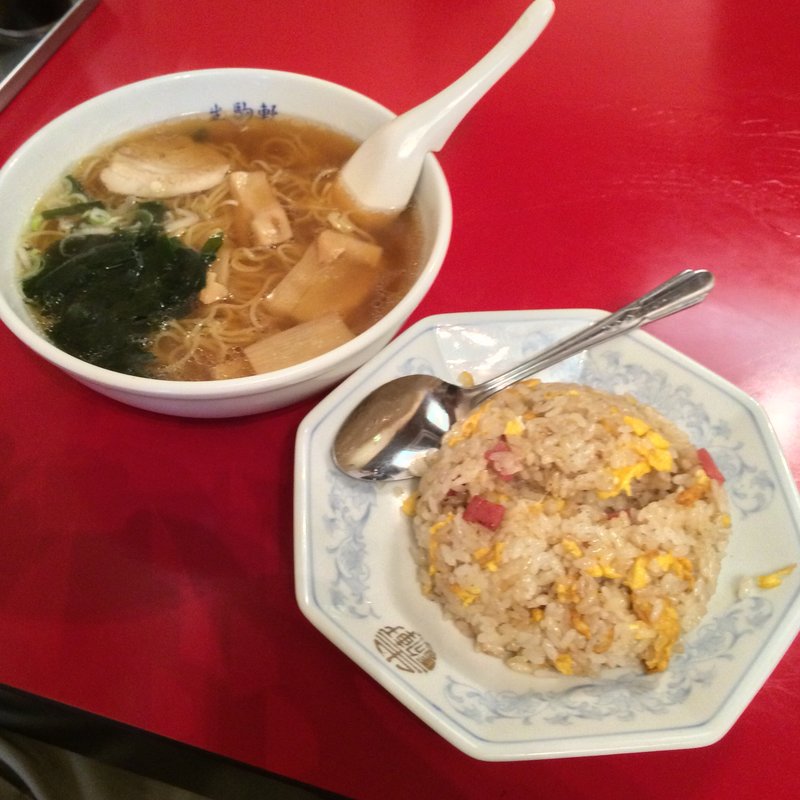 ラーメン&半チャーハン(生駒軒 )