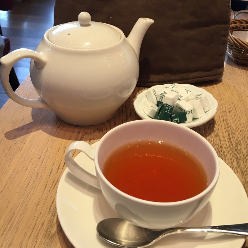 ピーチアールグレイ(アフタヌーンティー・ティールーム 丸の内新丸ビル)