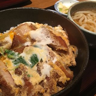 カツ丼セット(うどん大(ビッグ))