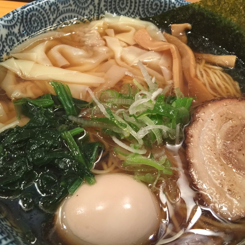 朝日屋ワンタン中華そば(朝日屋 （あさひや）)