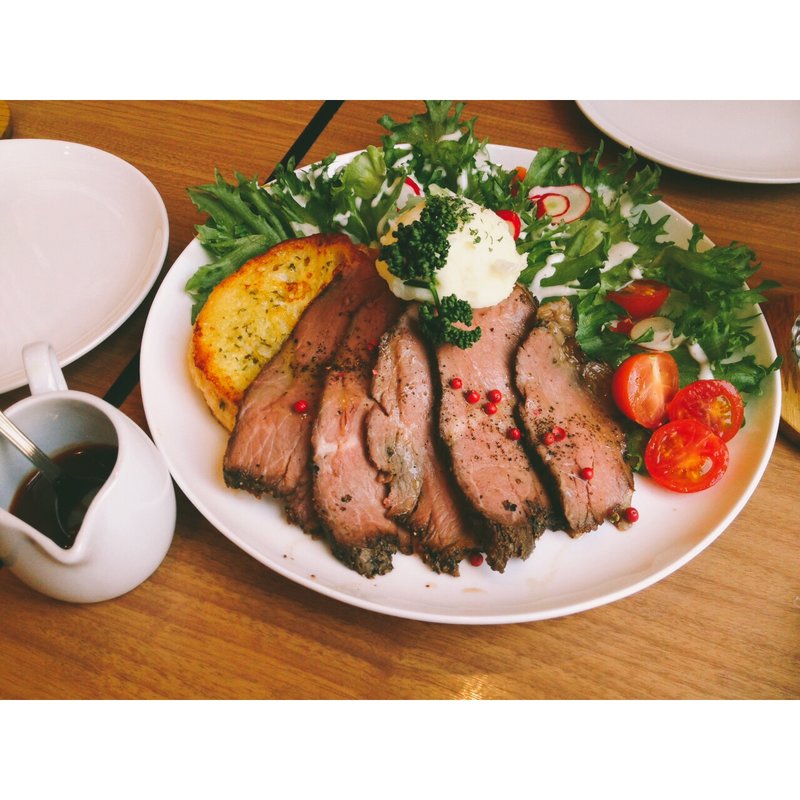 (アイボリッシュ)