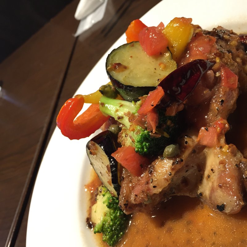 【WEEKLY MEAT LUNCH】サラダドリンク付き(ネルズキッチン)