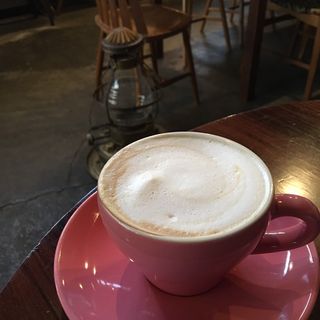 ホットカフェオレ(iriya plus cafe（イリヤプラスカフェ）)