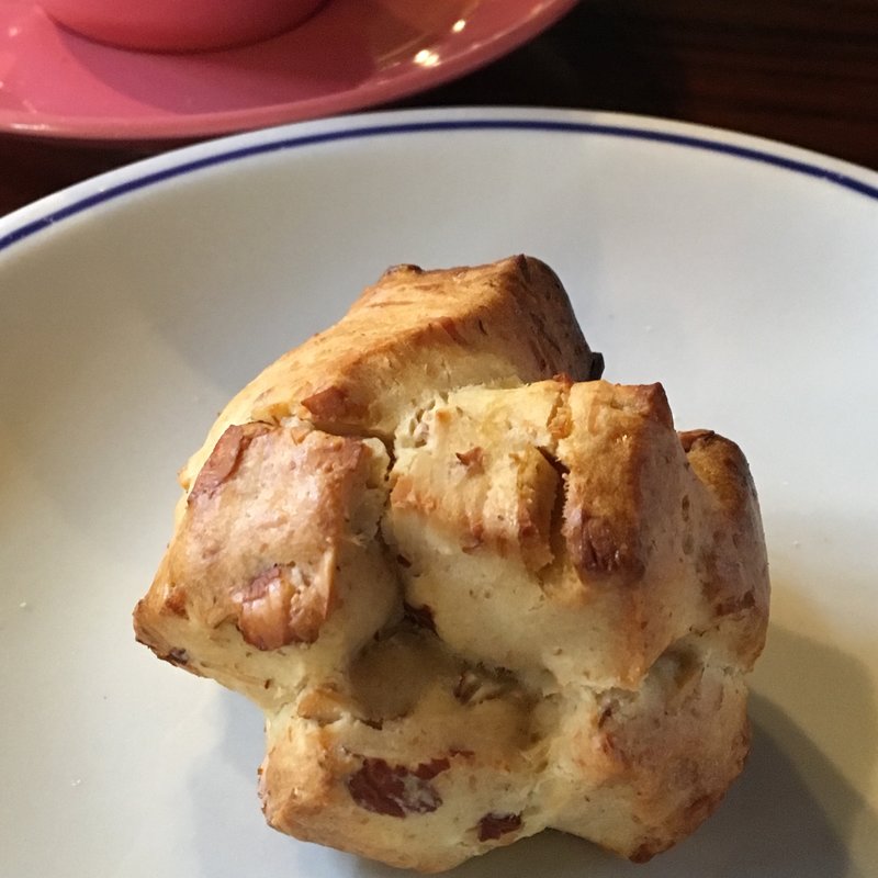 天然酵母スコーン(iriya plus cafe（イリヤプラスカフェ）)