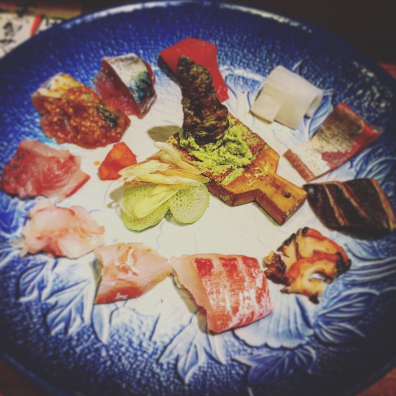 お刺身盛り合わせ(一人前)(博多メシ 男厨)