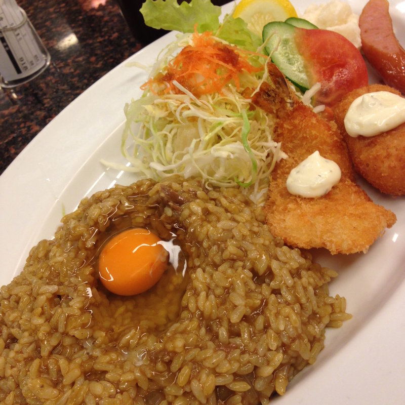 名物インディアンカレー＆シーフードコンビ(せんば自由軒本店)