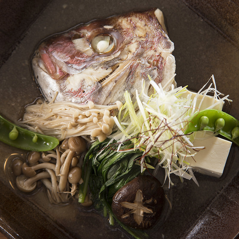鯛のかぶと煮(和彩 樹楽)