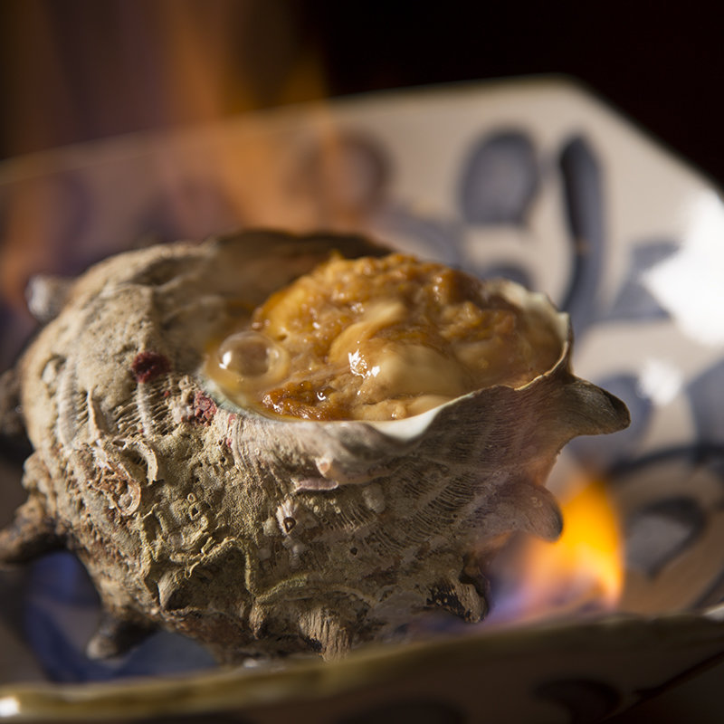 さざえの雲丹焼き(和彩 樹楽)