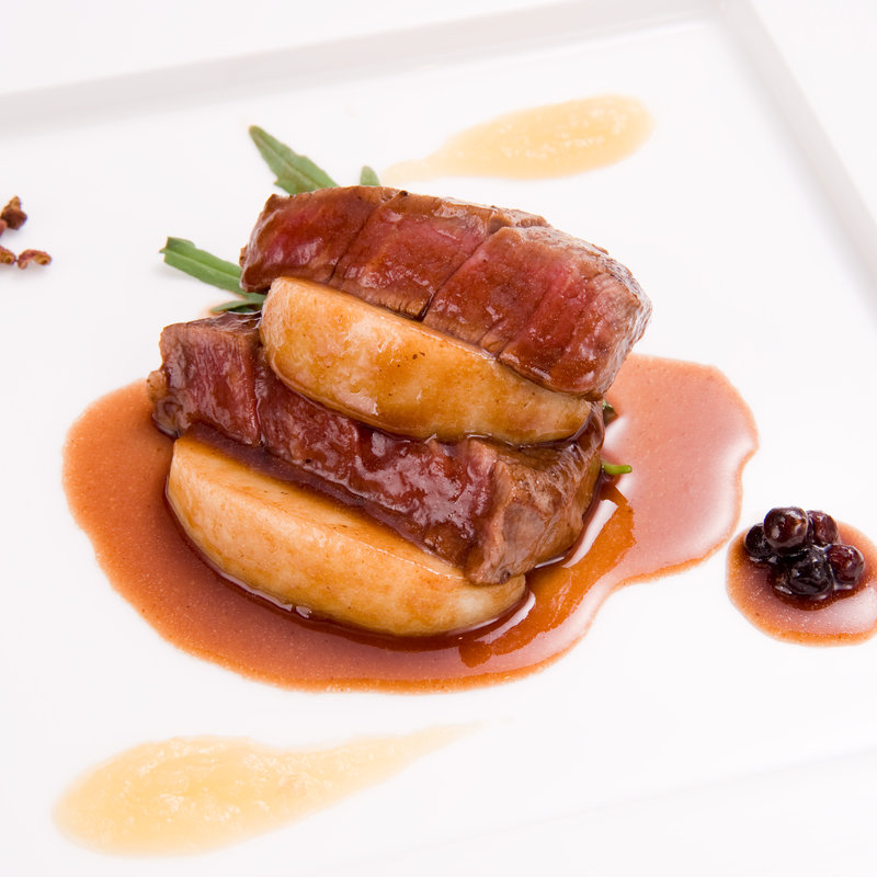 和牛と蕪のロッシーニ(ラ・ターブル・ド・プロヴァンス （latabledeProvence）)