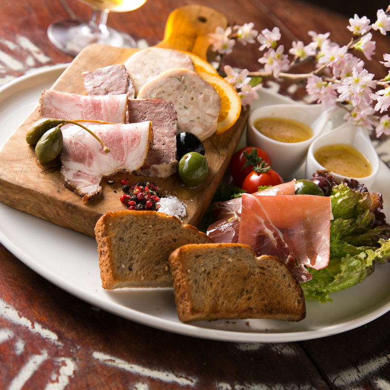 肉の盛り合わせ(ビストロ アトリ ～BISTRO LA ATORI～)